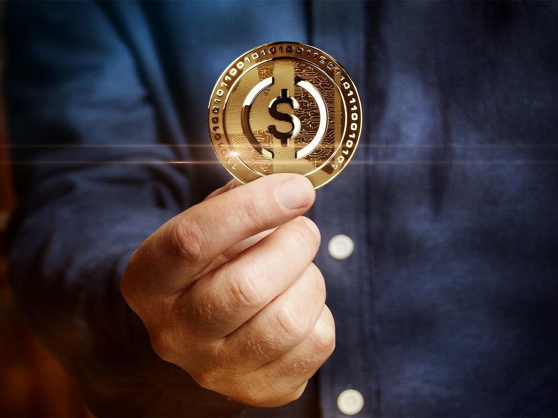 穩定幣創世紀！用它買咖啡、繳學費已成真，國際貿易零秒收帳，卻是銀行、央行空前挑戰