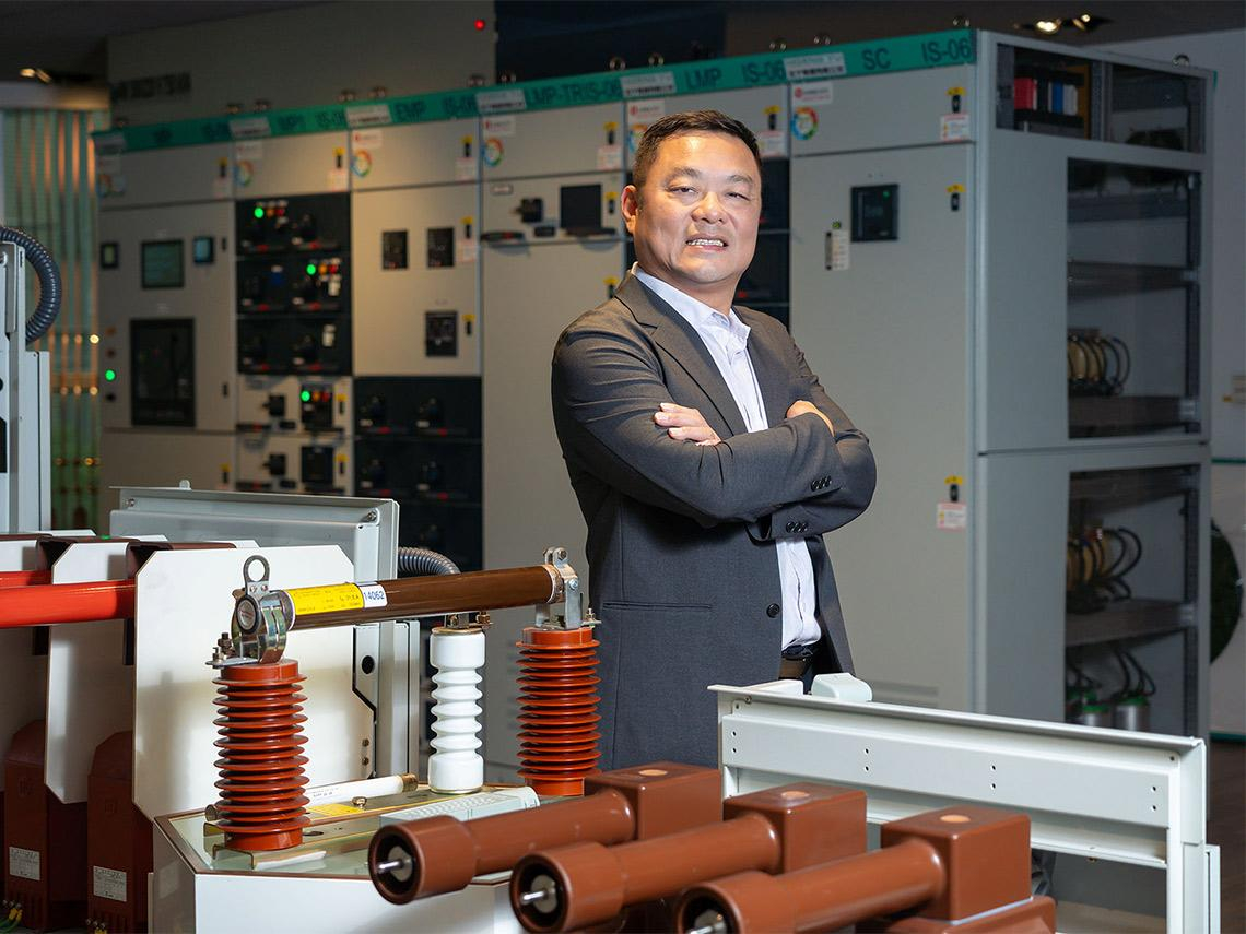 從不起眼鐵皮工廠升級，宏于積極走轉型路！配電盤搶攻資料中心，獲歐系電力巨頭獨家技轉