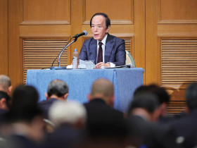 植田罕發鷹派言論  明年日圓匯率最可能區間153至148 日銀料緩升息  美日利差收窄效應解讀