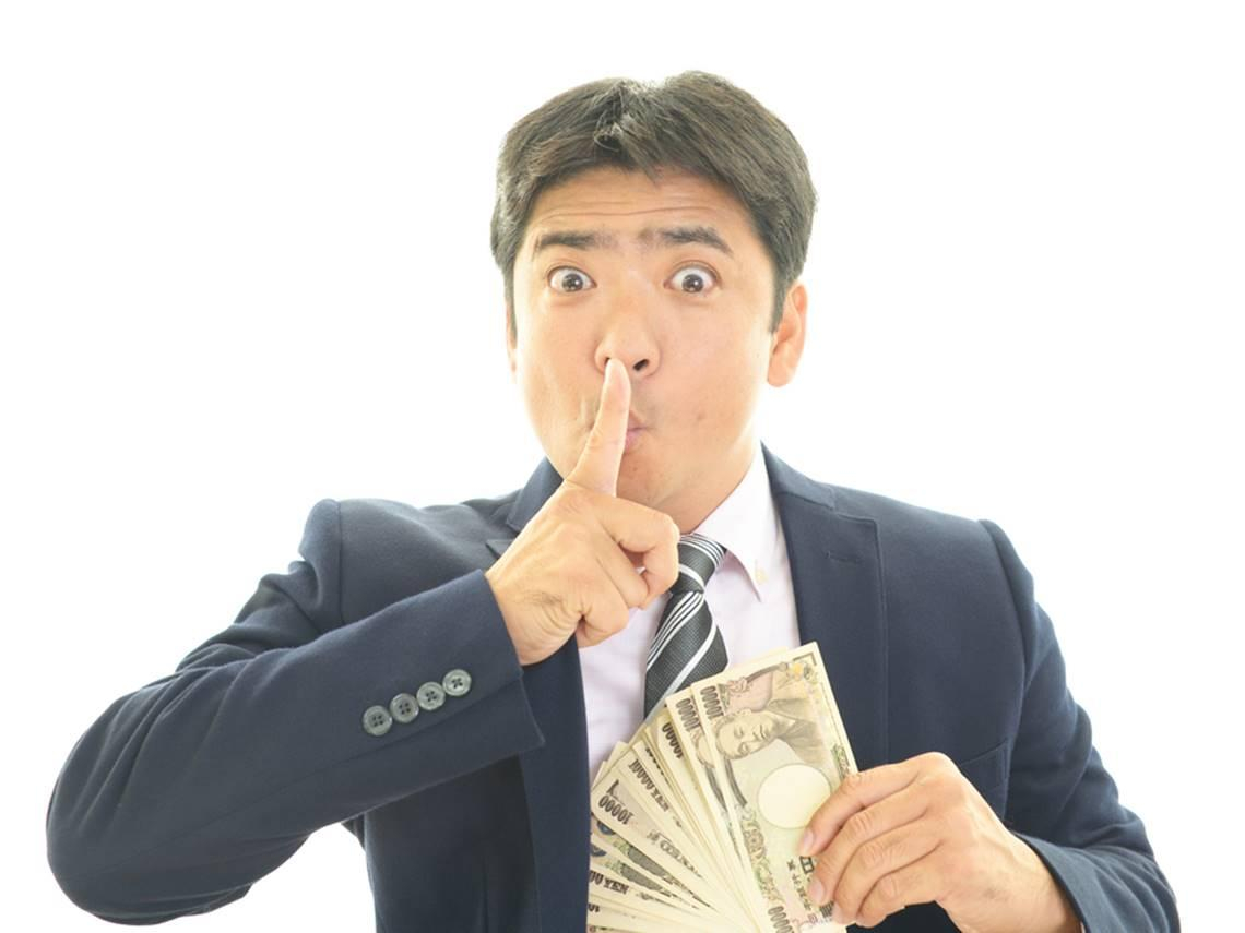 1.2億樂透毀了退休人生！66歲翁瞞妻買BMW、住五星旅館「裝窮玩樂」，半年後精神崩潰：一夜致富變噩夢