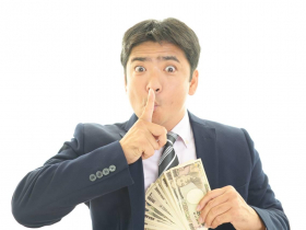 1.2億樂透毀了退休人生！66歲翁瞞妻買BMW、住五星旅館「裝窮玩樂」，半年後精神崩潰：一夜致富變噩夢