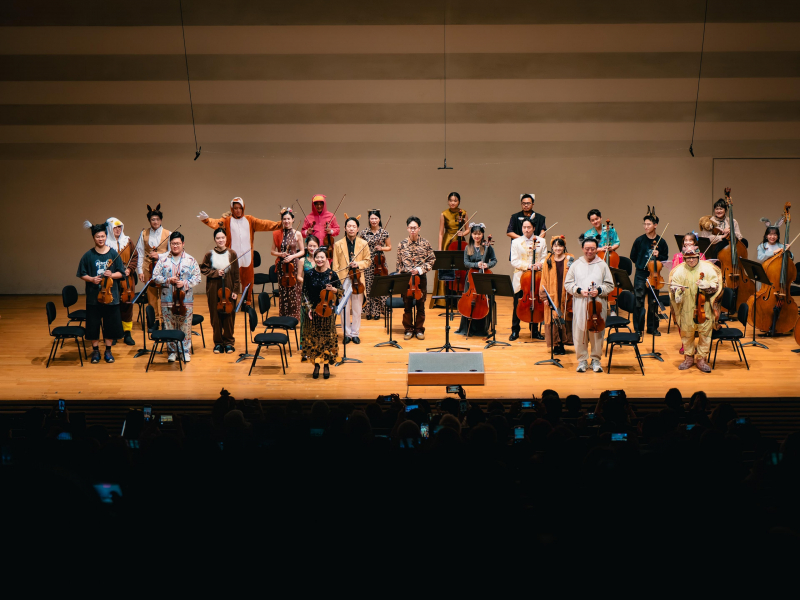 「OneSong」的文化力量！從一把小提琴走向世界，灣聲樂團如何將台灣元素演奏進古典音樂殿堂