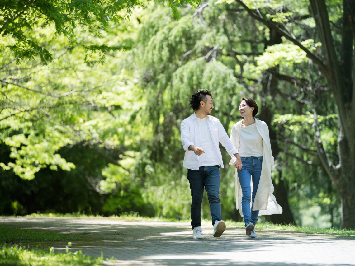 走路去商店、每小時站起來讓頭腦更敏銳、不怕老！打破壓力惡性循環，低強度運動「快走」最有效