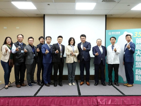 不再單打獨鬥，社區藥局也能有數位靠山， 「鄰近健康」串聯350＋藥局，把健康顧問送到家門口