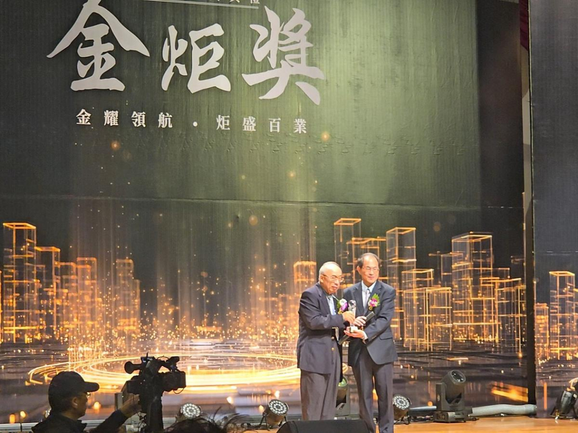 器官晶片技術受青睞—諭泰生技榮獲 2025 金炬獎創新設計殊榮，加速新藥開發革新與精準醫療應用