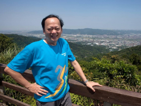 75歲葉金川想「帥氣的走」拒絕醫療凌遲：不插管、不辦告別式，骨灰火化混入飼料，灑到七星潭餵魚！