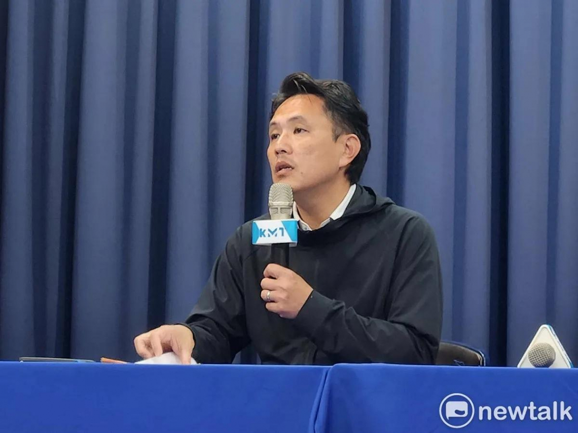 陳以信退出國民黨台南市長初選：謝龍介是最強候選人！喊將不計角色助他勝選…謝龍介回應了