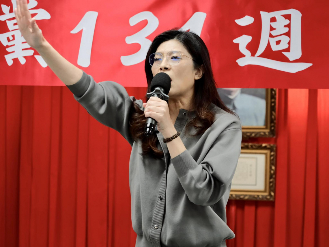 東吳大學生追問普丁、賴清德誰獨裁？鄭麗文答案讓人好質疑...稱藍沒反對軍購：防衛台灣不是價格決定