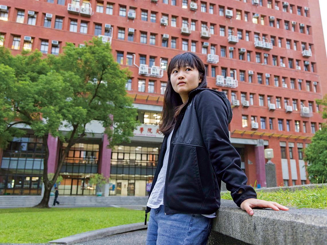 台師大女足抽血案吹哨者 簡奇陞╲  直視體制盲點  對抗球壇權威