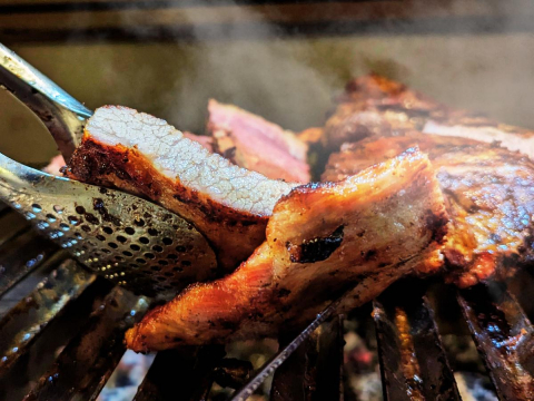 來自阿根廷的慢火炭烤牛排 鮮甜美味 會想念的滋味