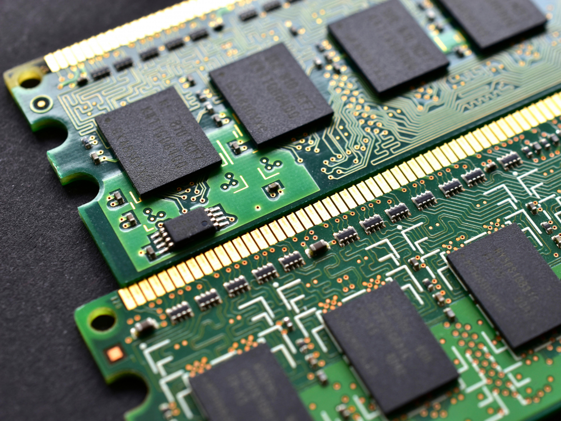 南亞科、華邦電漲勢熄火…記憶體行情最後甜美時刻？中國產能明年大量開出，孫慧芳：投資人可適時獲利出場