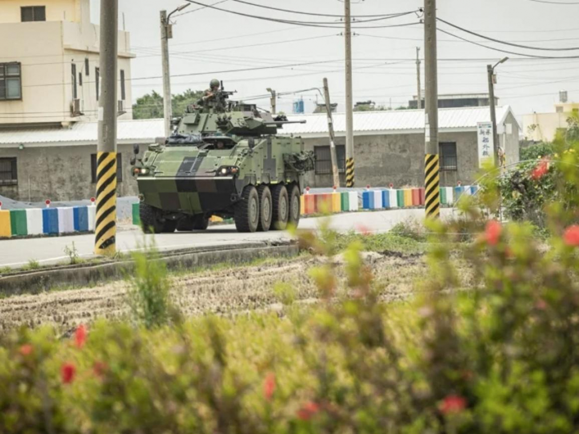 時機敏感！台中大雅街頭驚見大量戰車，與中共軍演有關？陸軍十軍團證實這麼說