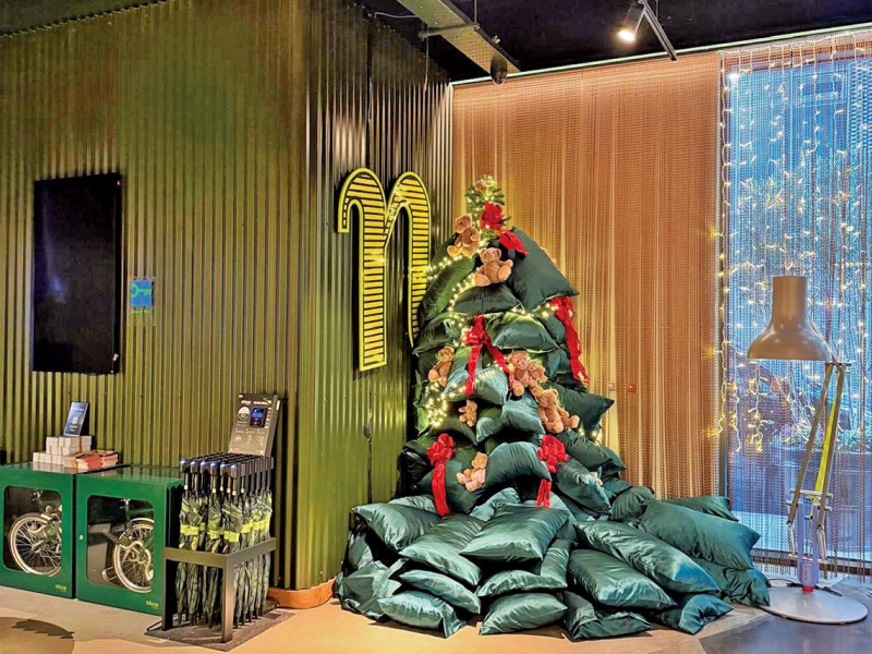 過度設計的旅店