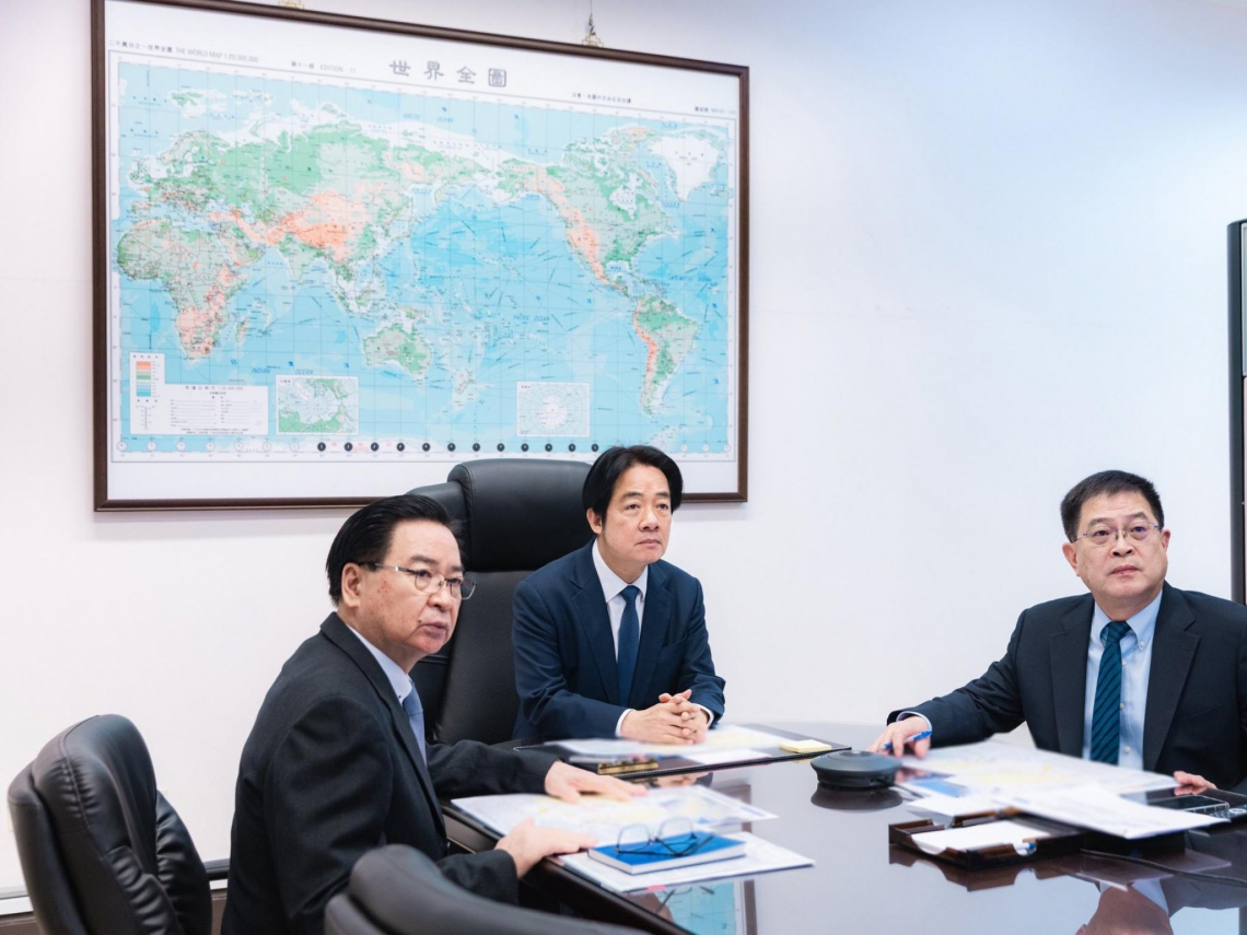 中共軍演「陸海警封鎖四大港口」？假消息亂竄！賴清德視訊國防部掌握情資：面對威脅，絕不退讓