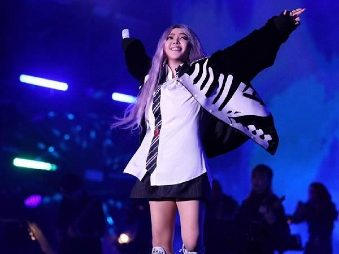 阿妹台東跨年演唱的啟示：如何把10萬人流變金流，卻留下零垃圾？請來大咖表演很簡單，難的是這件事