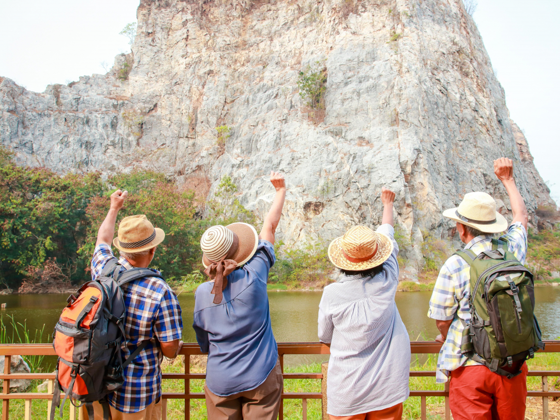 「跟團」可以互助、更能同歡！施昇輝：退休旅遊就別花心思，有旅伴不孤單、旅程更精彩