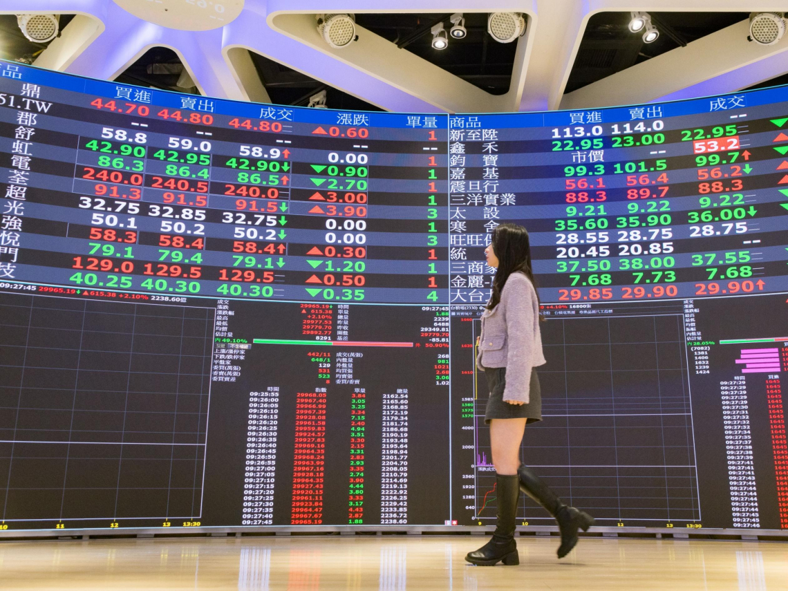 台股站上3萬點，基本面選股是最強後盾！廣達、康舒、矽品12月營收創高，還有哪些個股值得留意？