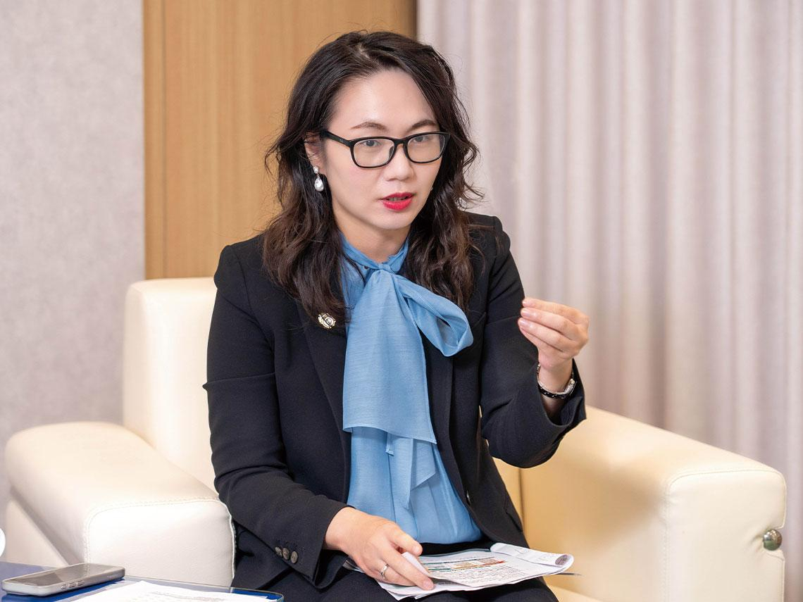 專訪》健保署長陳亮妤談「第一死因」癌症防治難題！防癌三箭齊射，癌藥基金大幅降低病友負擔