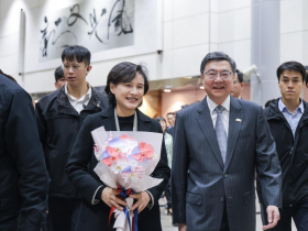 台美建交前的暖身？關稅15%、台灣模式綁定，美方還有2個不尋常動作「中共超不爽」…他拆解川普想什麼