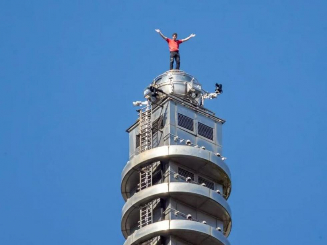 霍諾德攻頂101，自評爬得有點慢！壯舉登國際版面，華郵讚台灣1事...賈永婕曝「董座心機」：有發現嗎？