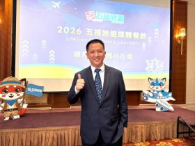 五福(2745)今年營收挑戰百億、招百位員工！總座：平均年薪中位數80萬，當領隊百萬起跳很基本