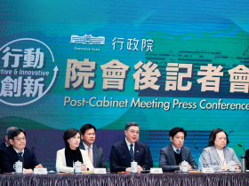 民生政策恐斷炊引民怨  在野創紀錄先放手718億  總預算只放行不審查  國會重演失格監督