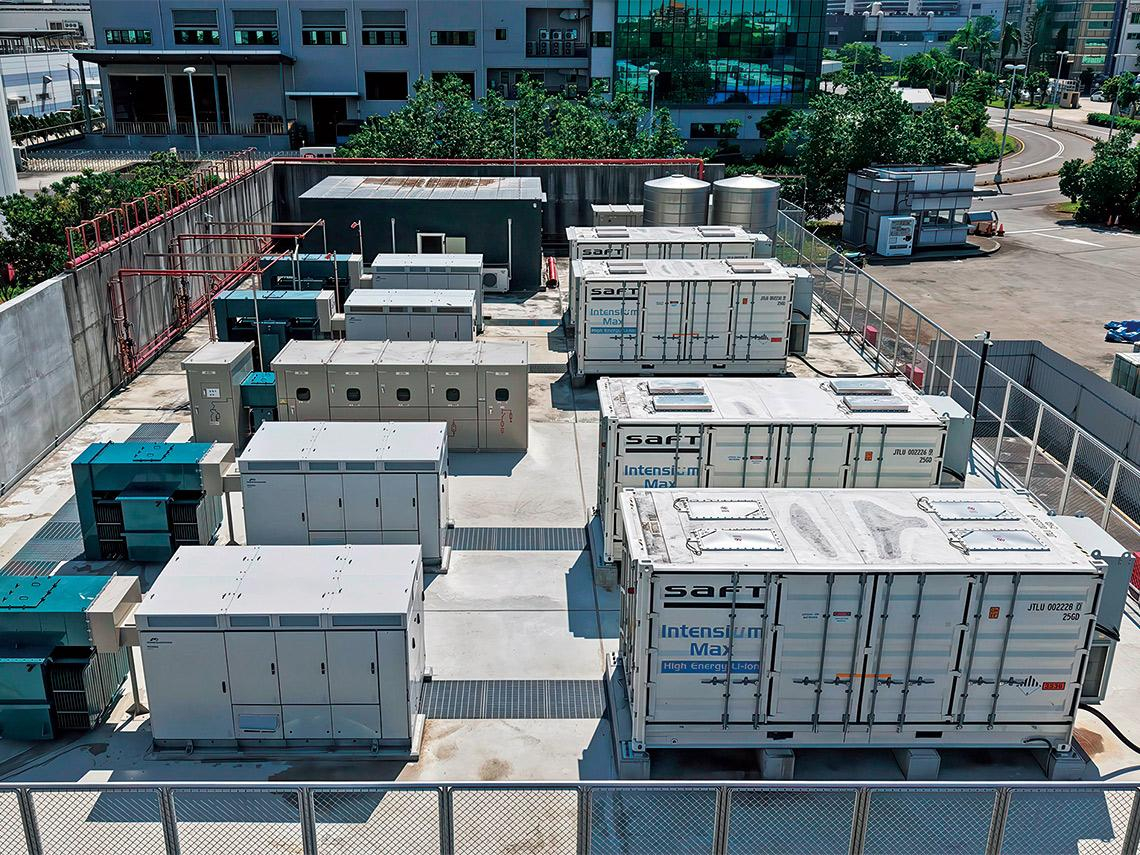 補助綁國產電池、電價差有限…誘因不足  政府砸50億元推表後儲能  企業仍猶疑