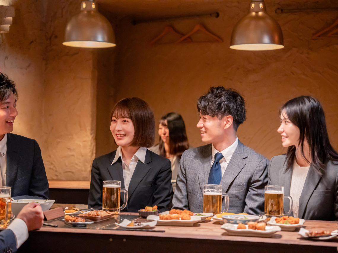 上班族近7成喊別辦尾牙了，直接發現金吧！選週末不給補休、餐很難吃…「摸彩、老闆加碼」最期待環節