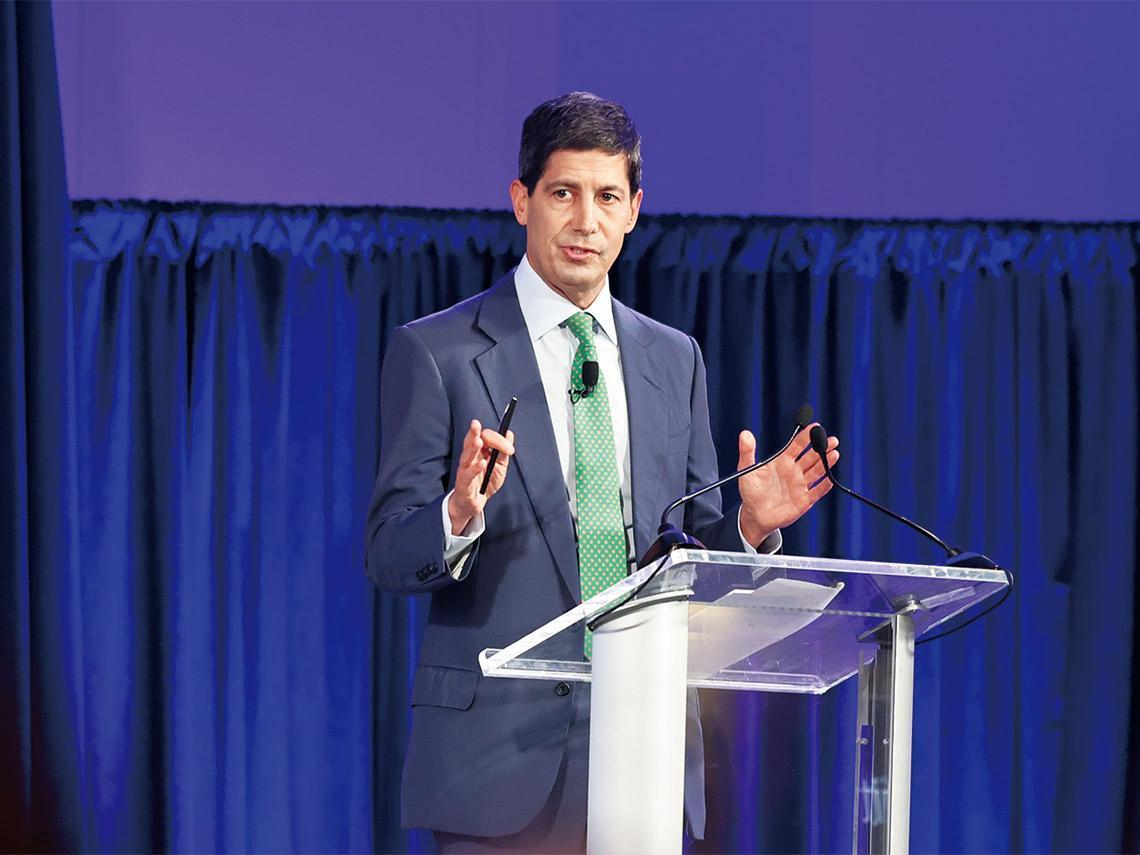 華許是誰？川普為何提名他當Fed主席？小布希時期理事，曾嚴厲批評聯準會通膨處理陷「公信力危機」