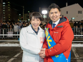 高市早苗不畏大雪奔日本各地助選、演講！「自民黨單獨過半機率很大」…謝金河：給執政黨政治人物上一課
