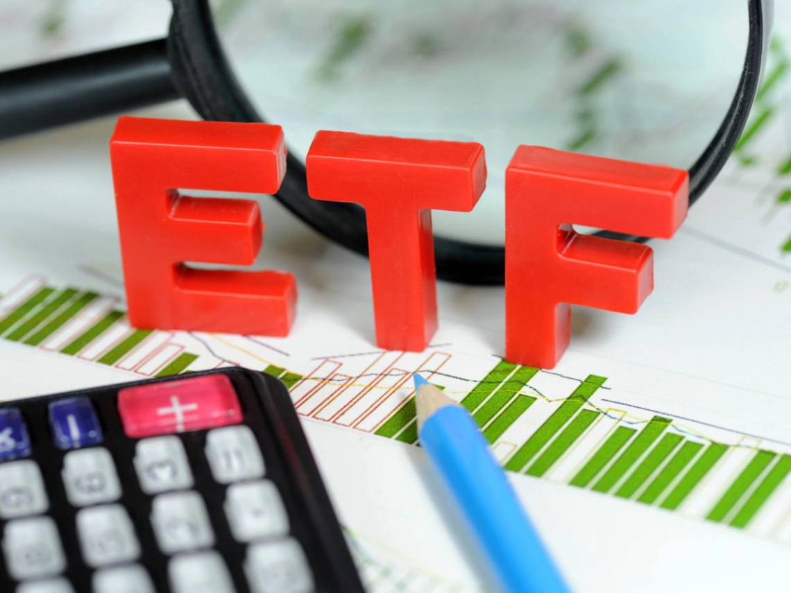 平民價格享高息！台股3萬點震盪》00961年化報酬率7.3%小資最愛，2/25最後買進日搶年後第一包