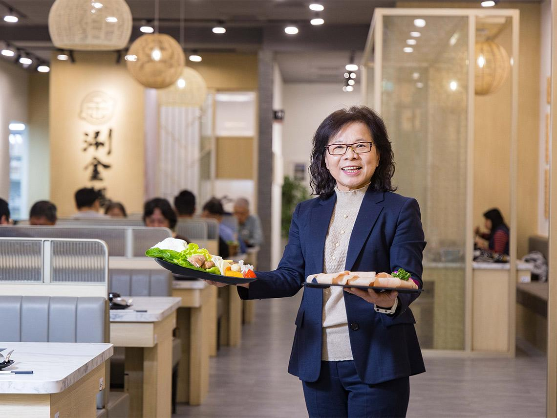 乾杯、早餐王相準吃鍋400億元商機，黑毛屋、涮金鍋如何殺出重圍、成為集團金雞？