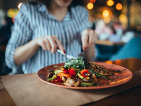 吃對食物防失智，大腦年輕7歲！哈佛醫生親身實證：能讓大腦「幸福」10大食物，一週菜單這樣吃