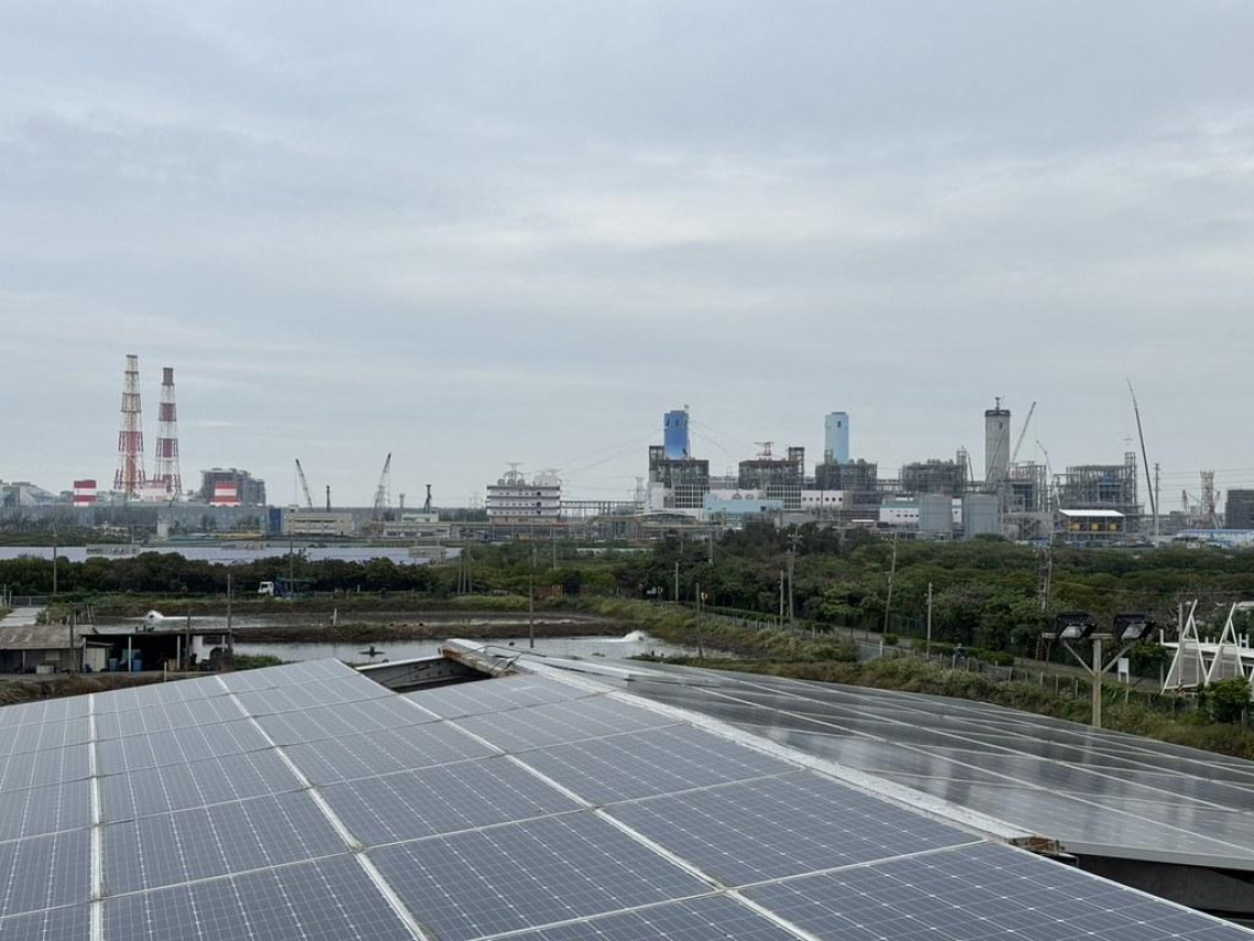 綠電20%目標再跳票！地面光電推動受阻，經濟部優先推屋頂光電，台灣能源轉型下一步怎麼走？