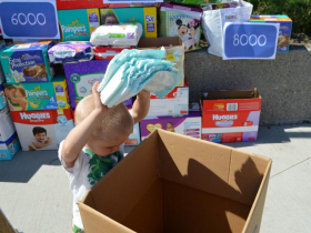 一片尿布分解竟要超過500年？環保新創靠真菌解決垃圾難題，9 個月髒尿布變黑土