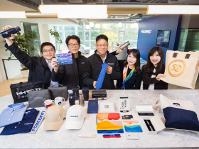 劉揚偉變身最強帶貨員，鴻海這款「黑色鋪棉外套」股東會熱賣！合作廣富號、鈦萬德...鴻海小物起源曝光