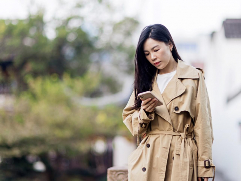 失婚扶養兒女成人，53歲單親媽「瞞歲數」交往小7歲男友該坦白？劉黎兒：50後先整理人生優先順序