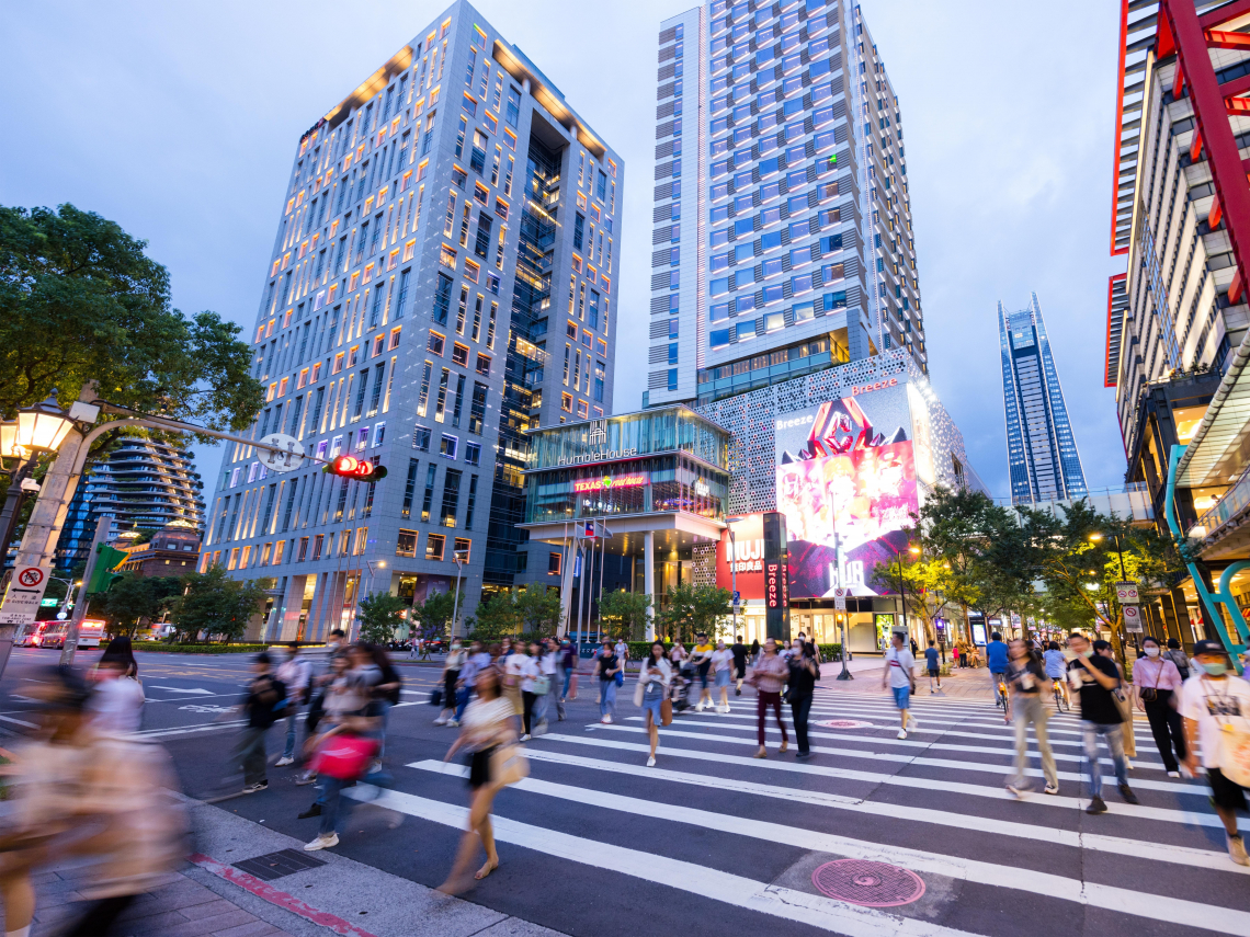 好市多過年營業時間、過年百貨營業時間！全台52家整理包：新光三越、SOGO、101、遠百、微風除夕有開？