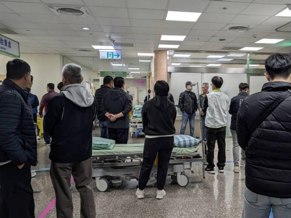 澎湖縣長陳光復OHCA命危搶救中，醫療專機後送高雄！頭部受創顱內出血…發福袋跌落樓梯，怎麼發生的