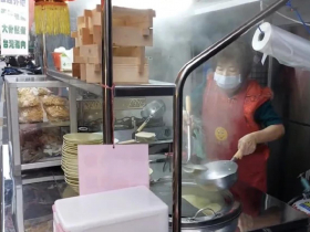 月收20萬包租婆，賣鍋燒麵重啟人生！千萬積蓄被騙光，警察抓到車手她仍不信…詐騙洗腦術全曝光