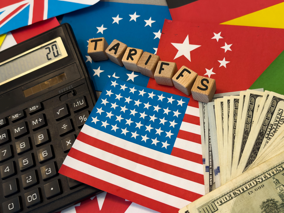 對等關稅被推翻！何時退款？美參議員聯合提案要川普政府「180天內盡快退錢」：這類企業應優先