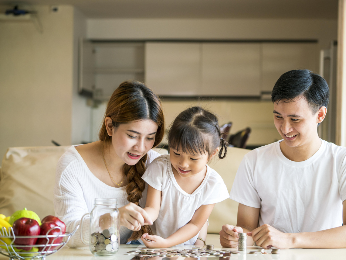 別把你的金錢焦慮複製給孩子，腐蝕他們的人生