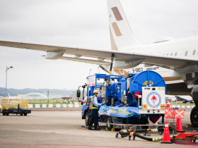 炸雞廢油變燃油，減碳高達八成！ 飛機餐預選、牡蠣砂毛毯…星宇航空超前部署