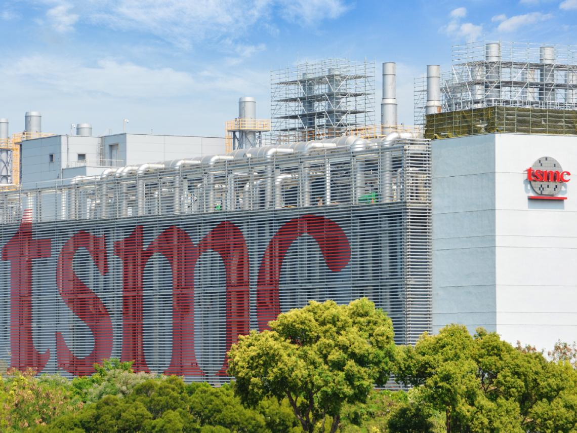 台積電站上2千元狠打臉！誰還在唱衰美國設廠？揭開AI假訊息「出菜模式」，別讓刪除「台灣之盾」成為下個遺憾