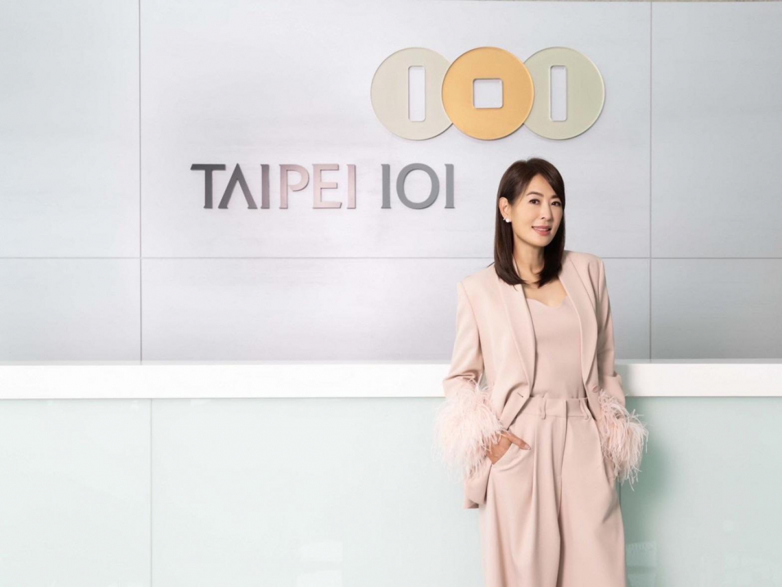 台北101外牆「為228點燈」，以愛撫慰傷痛！賈永婕：不替任何人翻案、不公不義的事都須譴責