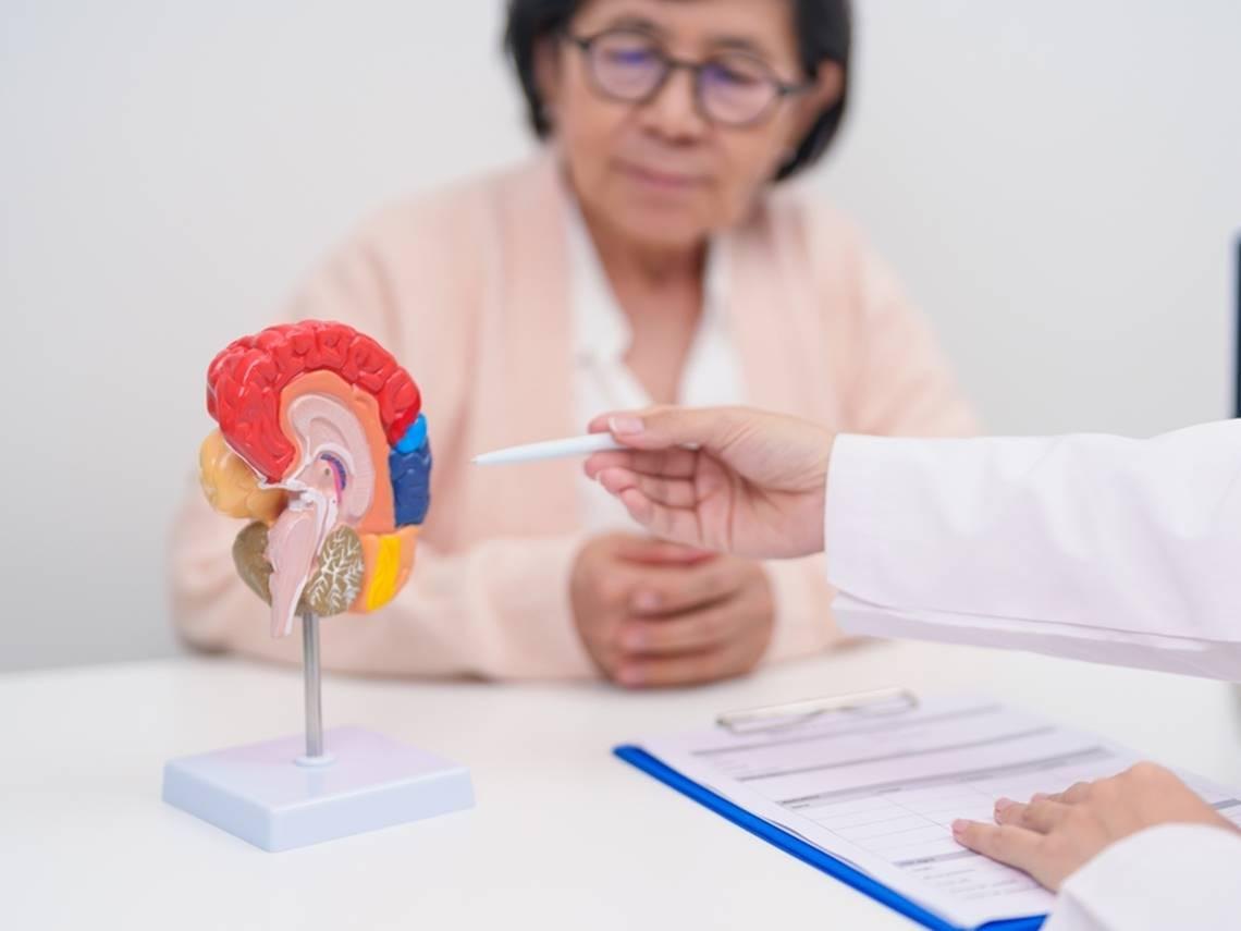 吃什麼補腦比較快？醫學博士：人腦50歲最聰明、防退化必吃6類健腦食物「10個習慣讓大腦逆齡生長，80歲做都有效」