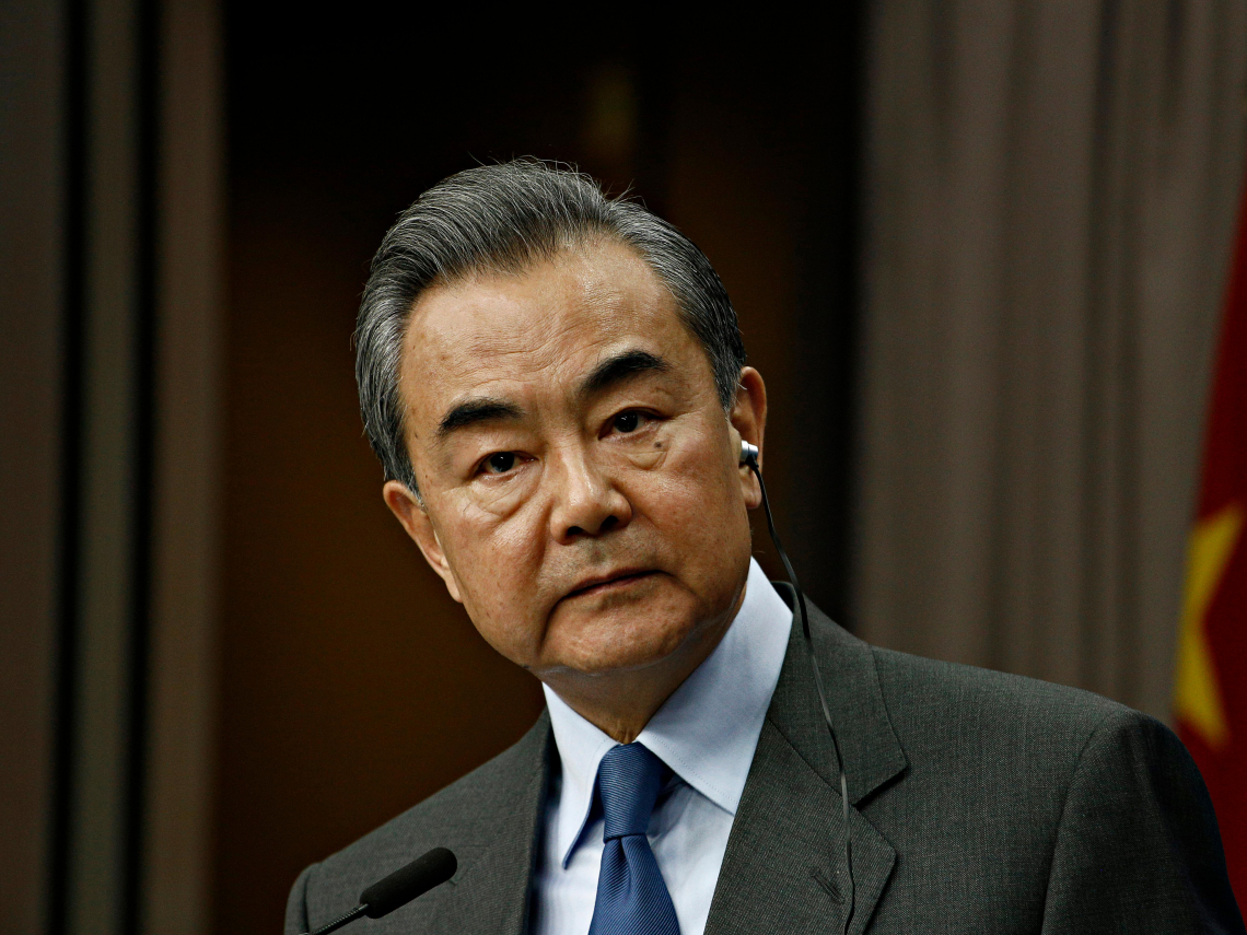 伊朗好朋友中國發聲了，要美國別打了！王毅熱線以色列外長：軍事實力真正價值不在戰場「而是預防戰爭」