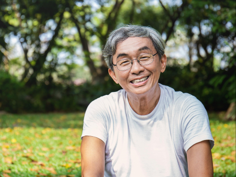 鄰居以為他很窮…75歲翁住40年老屋、穿舊衣，銀行卻有6千萬存款！熟齡族最聰明「低調守財術」曝光