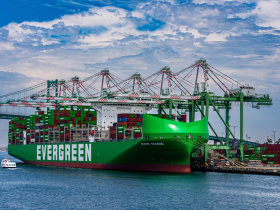 美伊恐打持久戰？能源、海運想像空間大！台塑化(6505)、長榮(2603)、陽明(2609)...台股25檔受惠名單出列