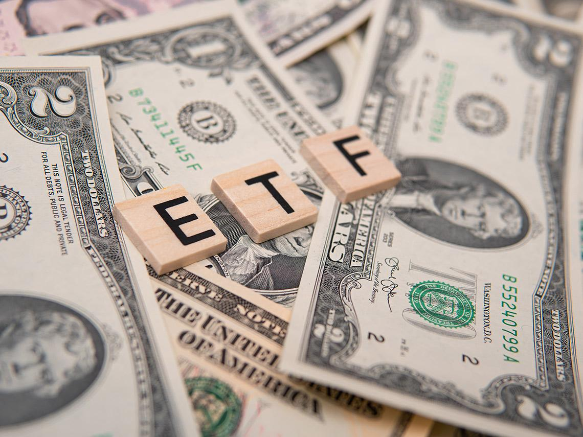 專家解析「主動操盤」如何在波動中鎖定高配息？ 「債」添生力軍  主動債ETF成避險新寵